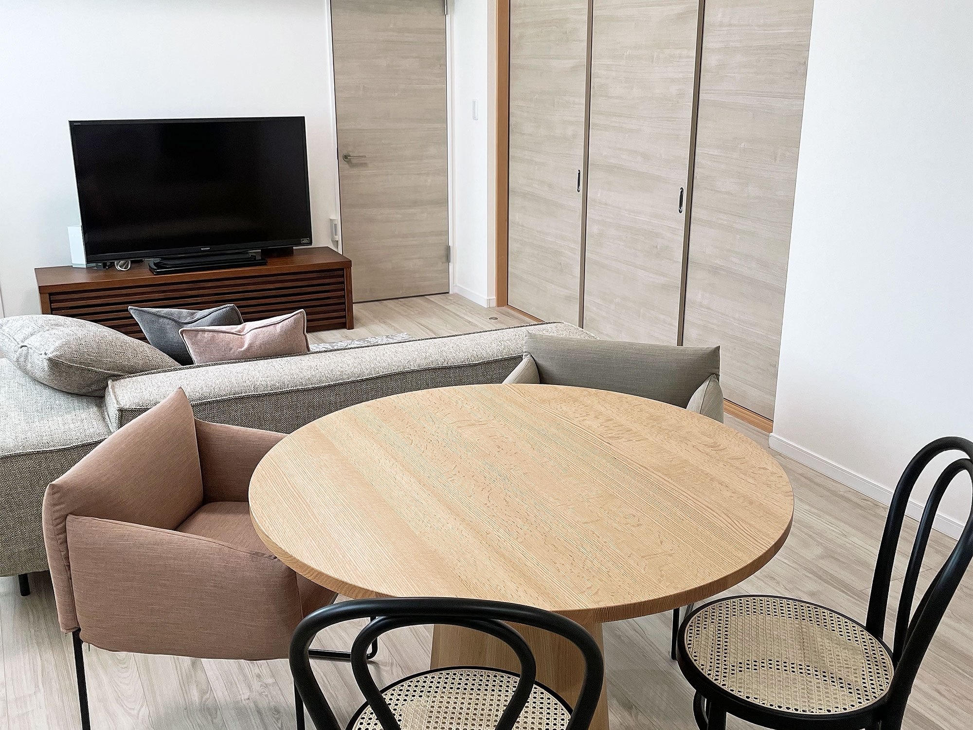 058 . キュートなフォルムに一目惚れ