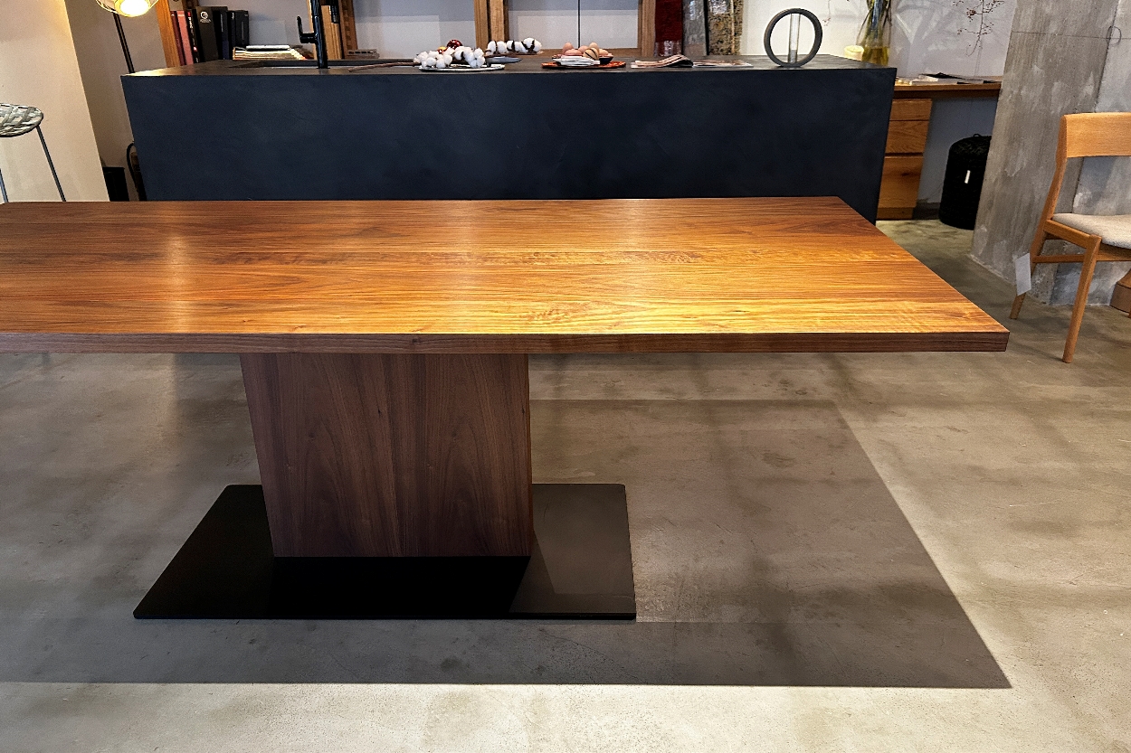 Edwrd Table（エドワードテーブル） / OUTLET 3