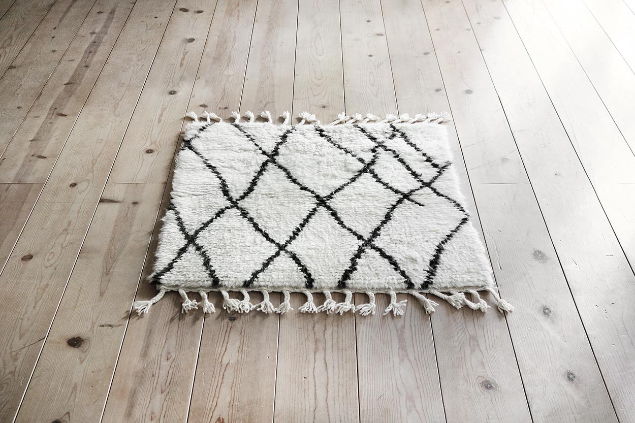 ベニワレンラグ