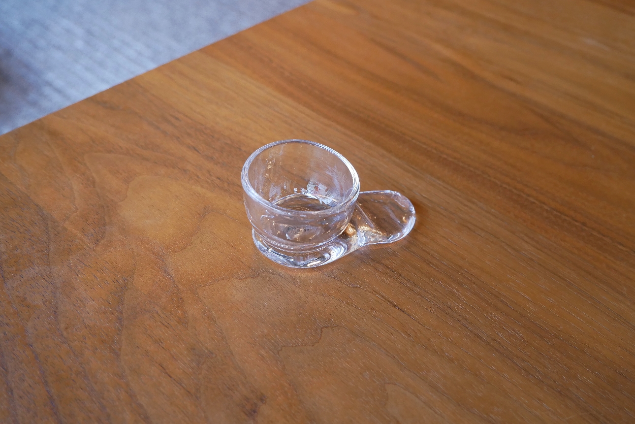 gla-gla 宙吹きガラス 花入れと箸置き 2