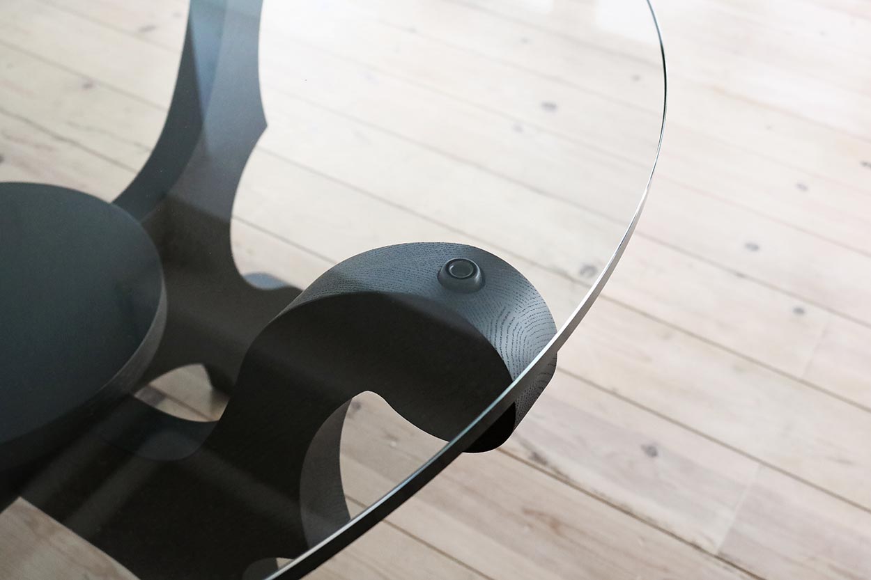 ガラスラウンドテーブル